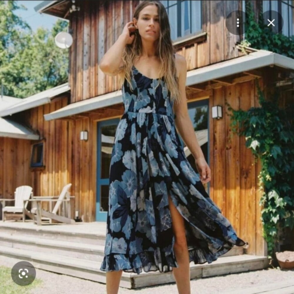Christ Dawn Nicks Dress